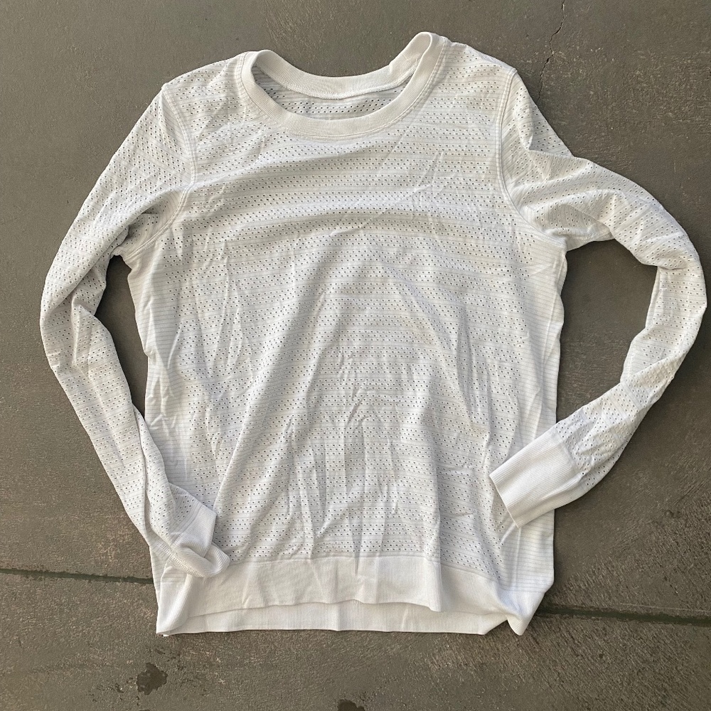 Lululemon Size 6/8 Breeze By Long Sleeve White